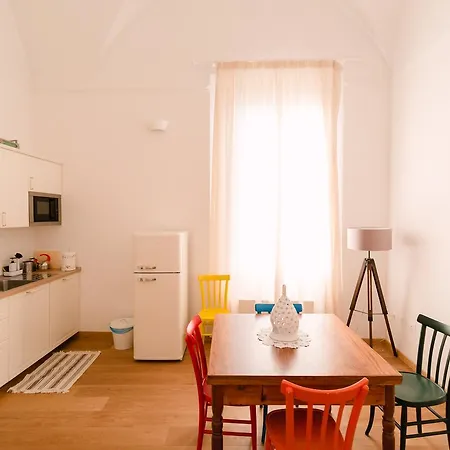 Apartment Grande, Moderno In Edificio Storico Bologna