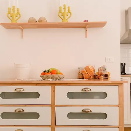 Grande, Moderno In Edificio Storico Apartment *