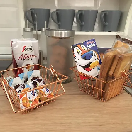 Grande, Moderno In Edificio Storico * Bolonya